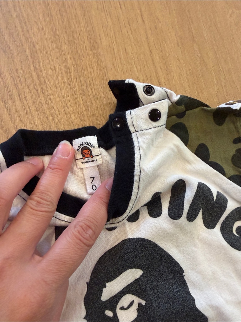 A Bathing Ape baby Camo Hat & Bodysuit Set - Green Camo - Picture 2 of 5